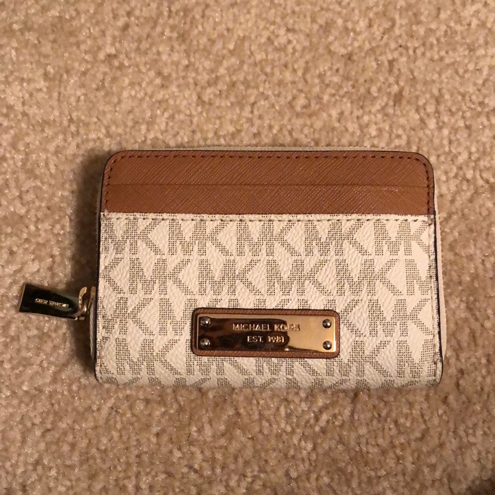 Michael kors small wallet